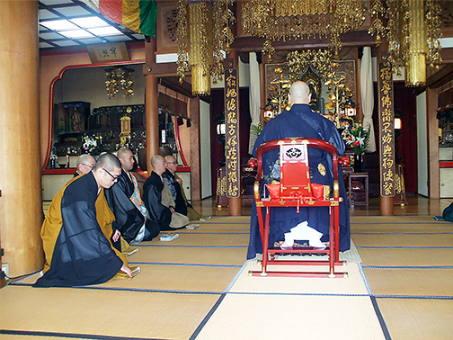 光雲寺・祈祷の風景