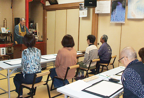 光雲寺・坐禅・写経会の模様